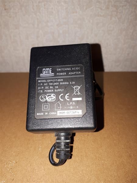 Grote foto 6 verschillende adapters computers en software kabels en voeding