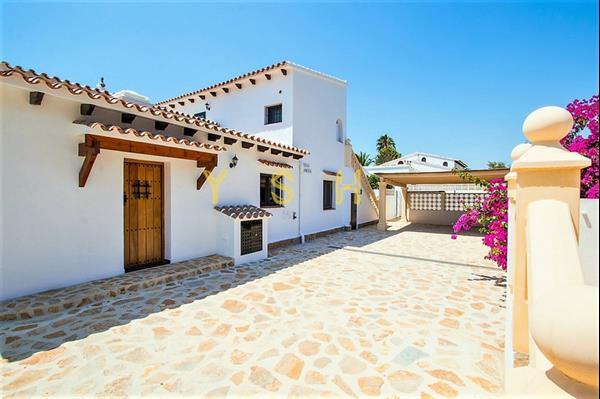 Grote foto well maintained large spanish villa in quiet area huizen en kamers bestaand europa