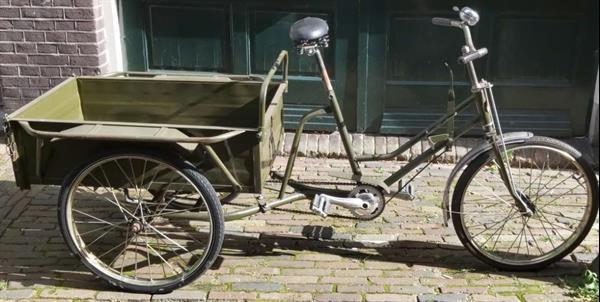 Grote foto traditionele chinese communist driewielerbakfiets fietsen en brommers bakfietsen