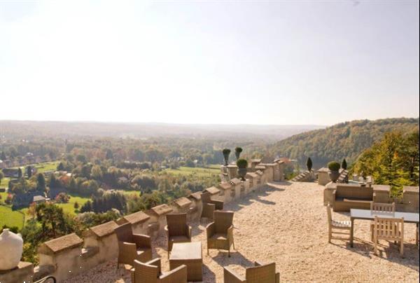 Grote foto kasteel voor 30 p. met zwembad op de vestingmuur vakantie belgi