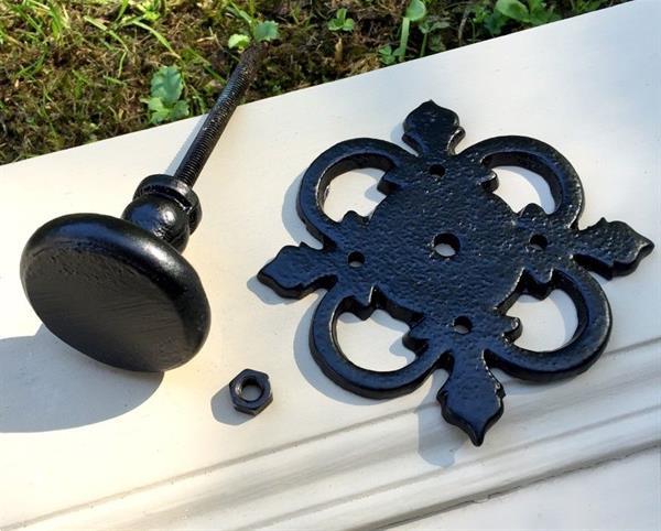 Grote foto mooie en aparte deurknop antiek ijzer zwart. doe het zelf en verbouw materialen en producten