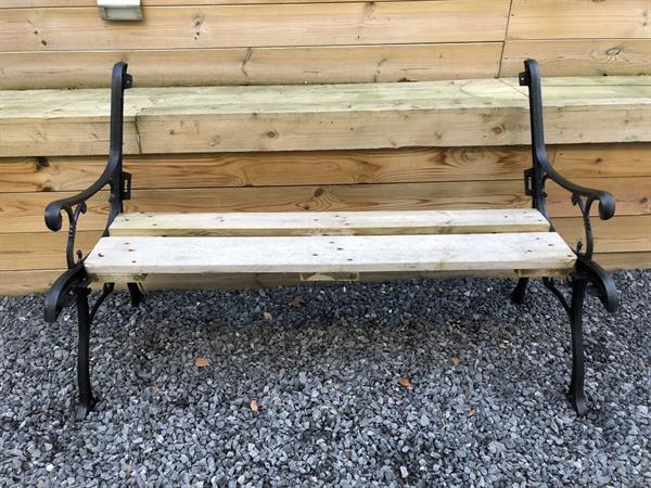 Grote foto 2 bank zij delen ijzer zwart gelakt mooi voor parkbank. l tuin en terras tuinmeubelen