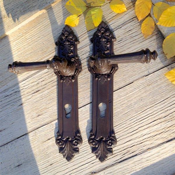 Grote foto antiek ijzeren deurbeslag voor de voordeur doe het zelf en verbouw materialen en producten