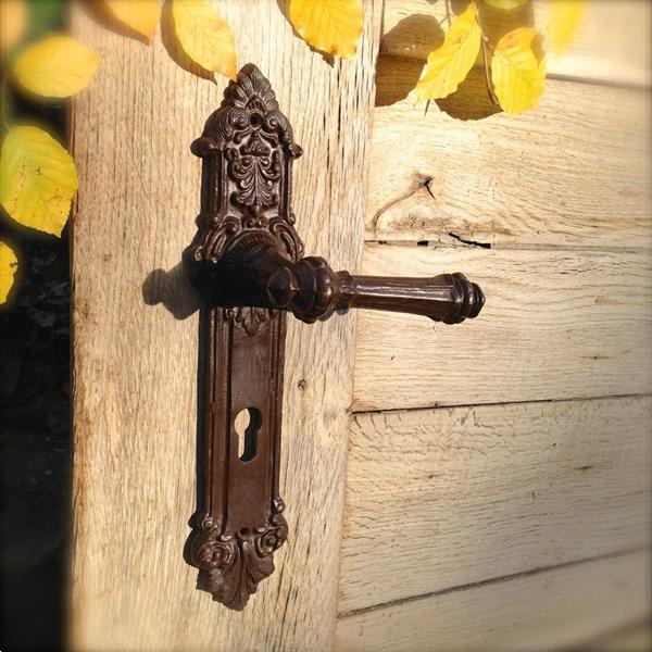 Grote foto antiek ijzeren deurbeslag voor de voordeur doe het zelf en verbouw materialen en producten