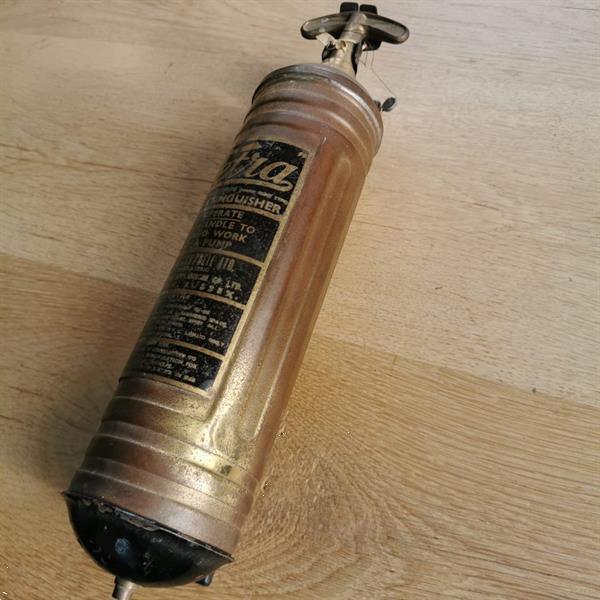 Grote foto vintage brandblusser huis en inrichting woningdecoratie
