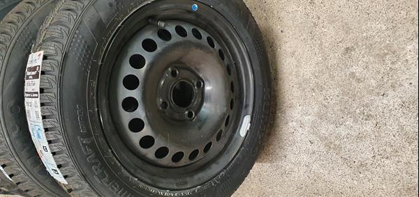 Grote foto opel karl winterbanden plus tpms 14 of 15 inch auto onderdelen banden en velgen