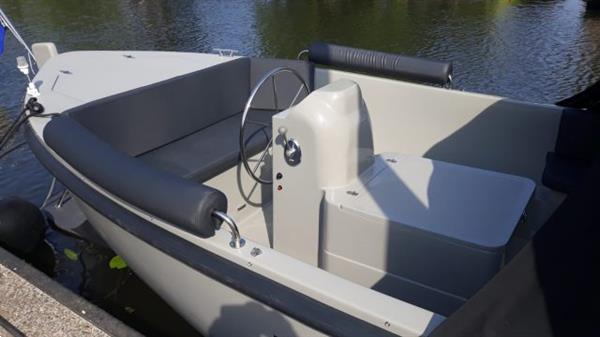 Grote foto stout 750 occasion watersport en boten motorboten en jachten