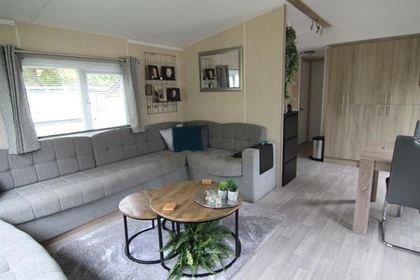 Grote foto chalet te koop camping de luwe stek waarland r 52r caravans en kamperen stacaravans