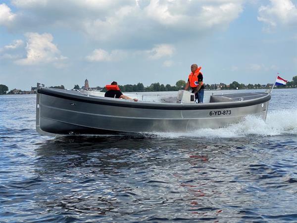 Grote foto van vossen sloep 700 watersport en boten motorboten en jachten