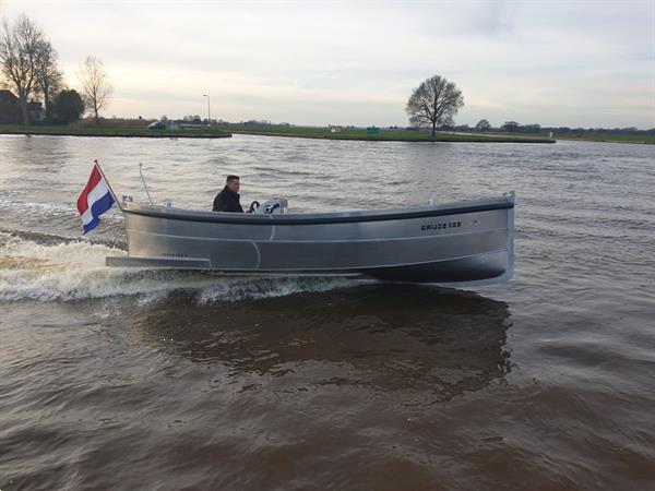 Grote foto van vossen sloep 700 watersport en boten motorboten en jachten