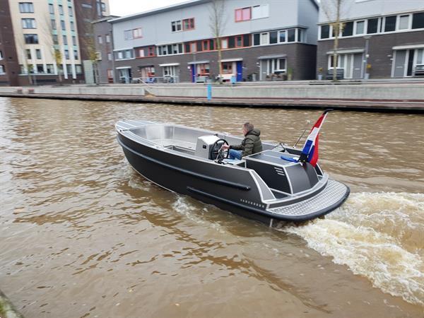 Grote foto van vossen 600 tender watersport en boten motorboten en jachten