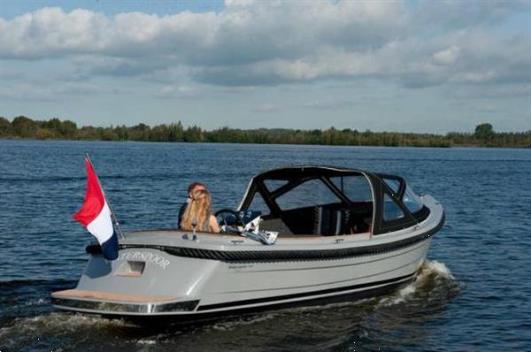 Grote foto waterspoor 707 watersport en boten motorboten en jachten