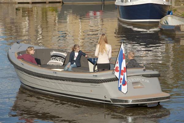 Grote foto waterspoor 707 watersport en boten motorboten en jachten