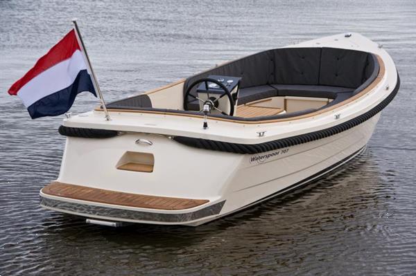 Grote foto waterspoor 707 watersport en boten motorboten en jachten