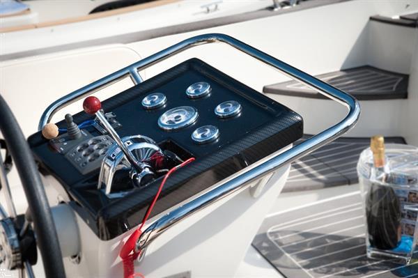 Grote foto waterspoor 707 watersport en boten motorboten en jachten