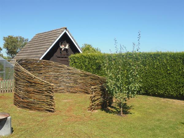 Grote foto wilgentenenen wilgenteen wilgenschutting tuin en terras tuindecoratie