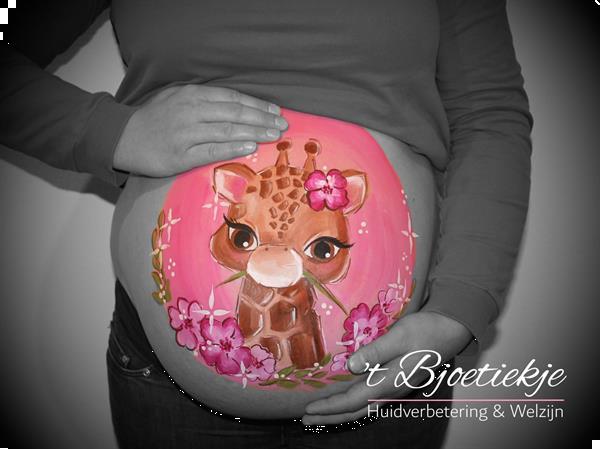 Grote foto bellypaint buikbeschildering diensten en vakmensen kunstenaars en portretschilders