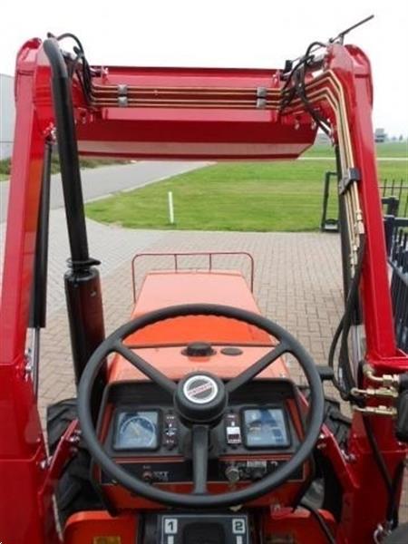 Grote foto hinomoto buld agrarisch tractoren