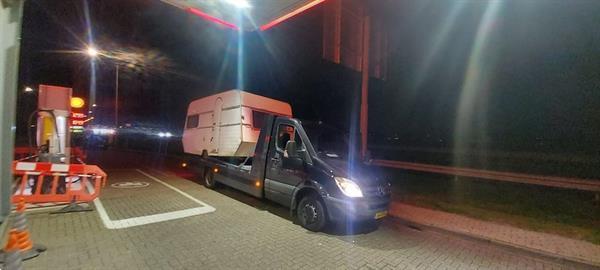 Grote foto gratis afvoer van uw oude caravan en vouwwagen caravans en kamperen caravan