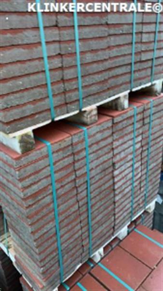 Grote foto 20281 70m2 rood nieuwe betontegels tuintegels 30x30 tegels s tuin en terras tegels en terrasdelen