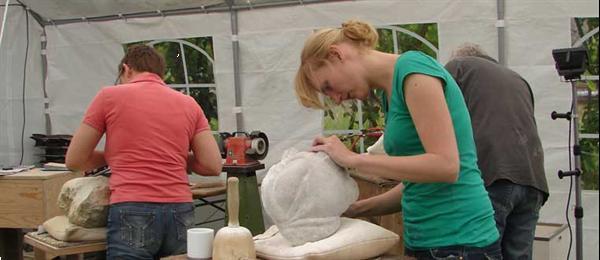 Grote foto beeldhouwen in bloementuin hortus nijmegen diensten en vakmensen cursussen en workshops