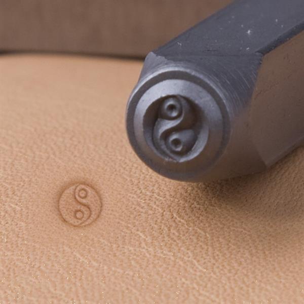 Grote foto symbolen stempels slagstempels slagletters cijfers doe het zelf en verbouw gereedschappen en machines