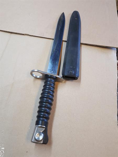 Grote foto zwitsers bajonet verzamelen militaria tweede wereldoorlog