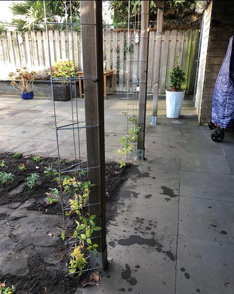 Grote foto draadrekken voor staanders van overkappingen. tuin en terras veranda en overkappingen