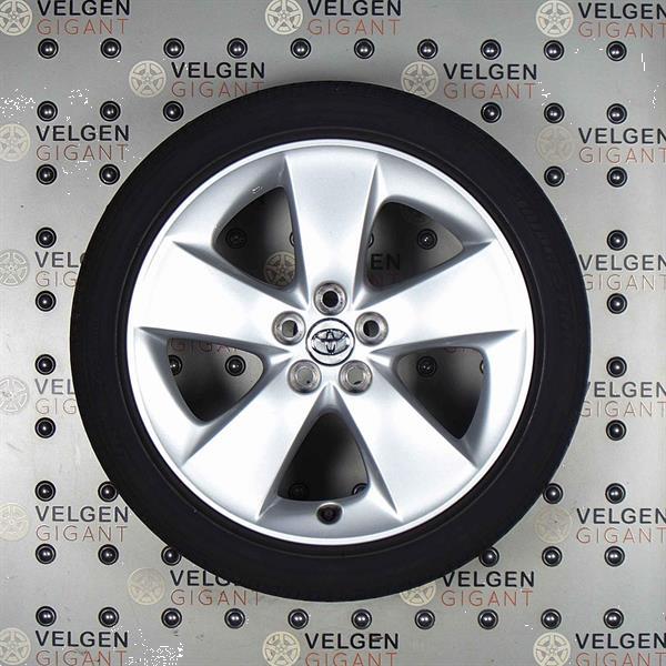 Grote foto mooie toyota prius velgen met bridgestone zomer banden kav auto onderdelen overige auto onderdelen