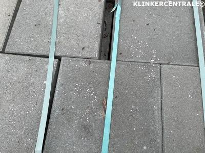 Grote foto 21014 34m2 grijs restpartij nieuwe dikke betontegels 30x30x8 tuin en terras tegels en terrasdelen