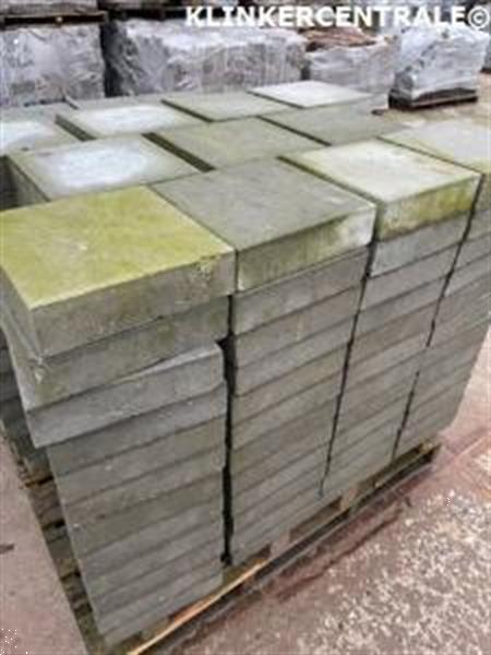 Grote foto 21014 34m2 grijs restpartij nieuwe dikke betontegels 30x30x8 tuin en terras tegels en terrasdelen