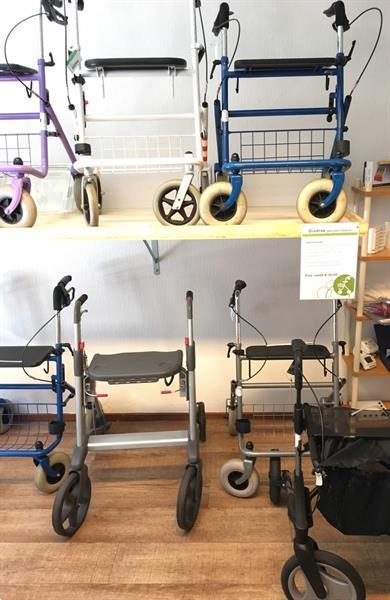 Grote foto rollator nieuw en gebruikt va 35 diversen verpleegmiddelen en hulpmiddelen