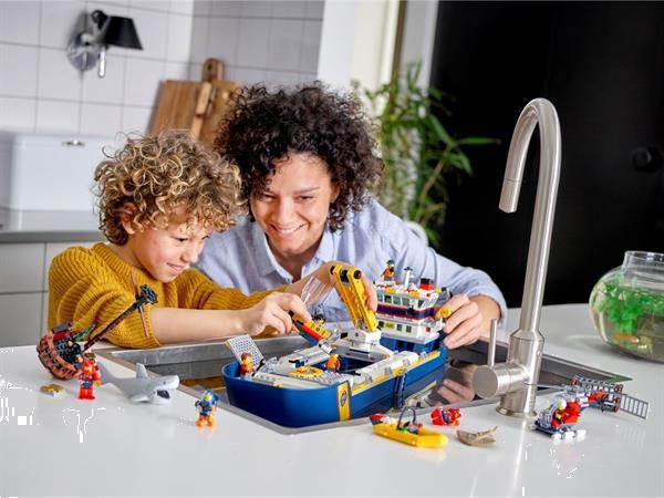 Grote foto lego city 60266 oceaan onderzoekschip kinderen en baby duplo en lego