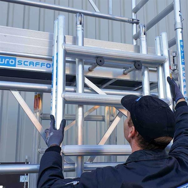 Grote foto nieuw eenpersoons rolsteiger 4 2 meter werkhoogte doe het zelf en verbouw ladders en trappen