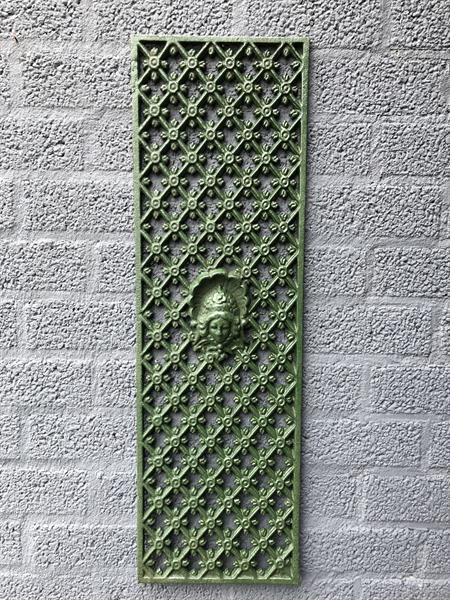 Grote foto gietijzer raam rooster wandornament rooster tuin en terras tuindecoratie