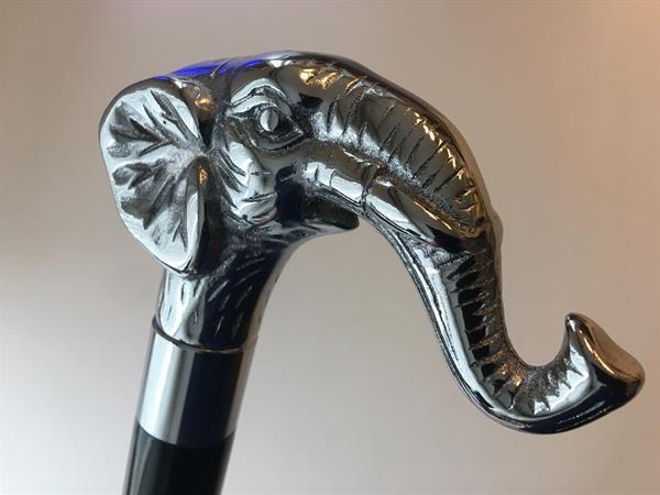 Grote foto wandelstok met olifantenkop nikkel dierenhoofden antiek en kunst curiosa en brocante