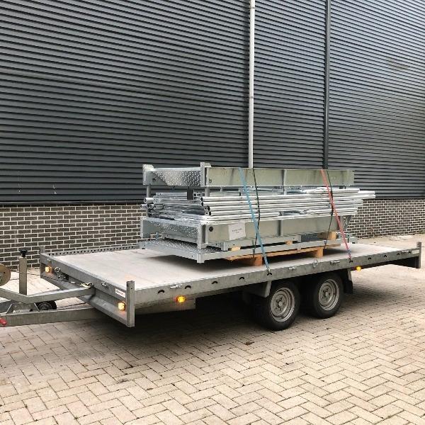 Grote foto containertrap staal 2.3 doe het zelf en verbouw ladders en trappen