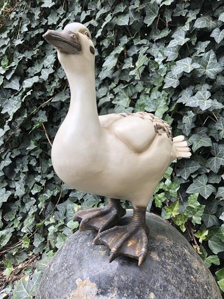 Grote foto tuinbeeld van een eend leuk beeld polyresin tuin en terras tuinbeelden en tuinkabouters