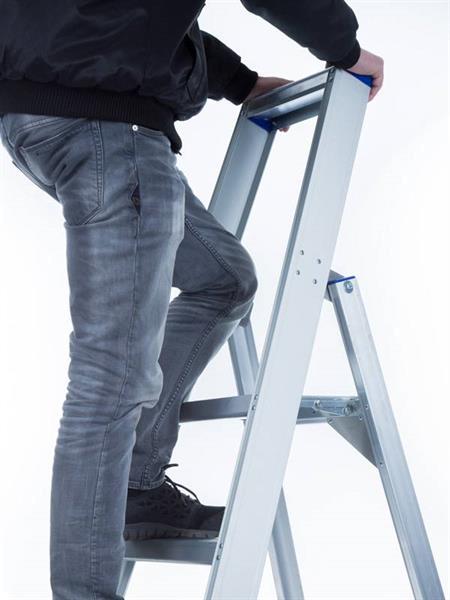 Grote foto eurostairs bordestrap 1x9 treden doe het zelf en verbouw ladders en trappen