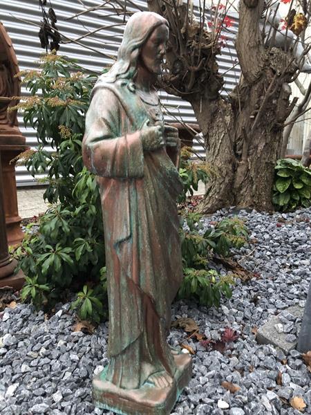 Grote foto jezus beeld kerkelijk tuinbeeld in koper kleur tuin en terras tuinbeelden en tuinkabouters