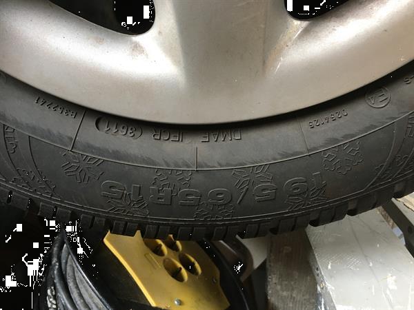 Grote foto dunlop winterbanden inclusief velgen auto diversen overige auto diversen