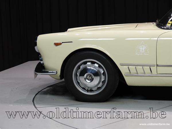 Grote foto alfa romeo 2000 spider touring 62 auto alfa romeo