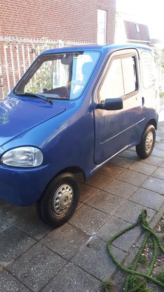 Grote foto amica sierberg diversen brommobielen en scootmobielen