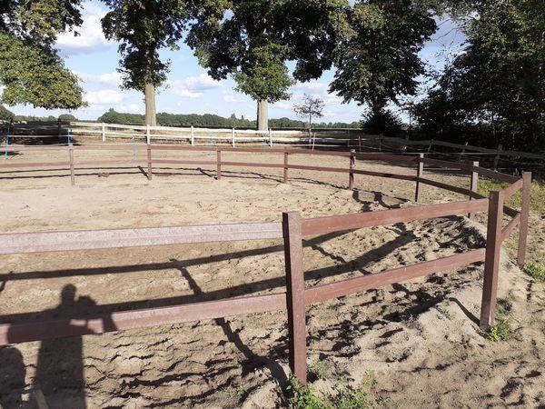 Grote foto kunststof palen dieren en toebehoren stalling en weidegang