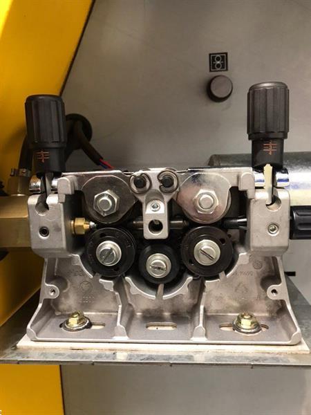 Grote foto wpc 350 synergisch lasapparaat lasmachine laspost doe het zelf en verbouw lasapparaten