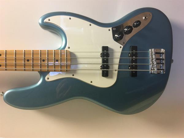 Grote foto fender jazz bass muziek en instrumenten gitaren bas