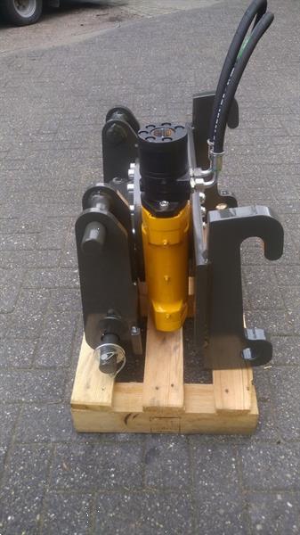 Grote foto quick hitch adapter roto drive passend aan giant shovels doe het zelf en verbouw aanbouwdelen