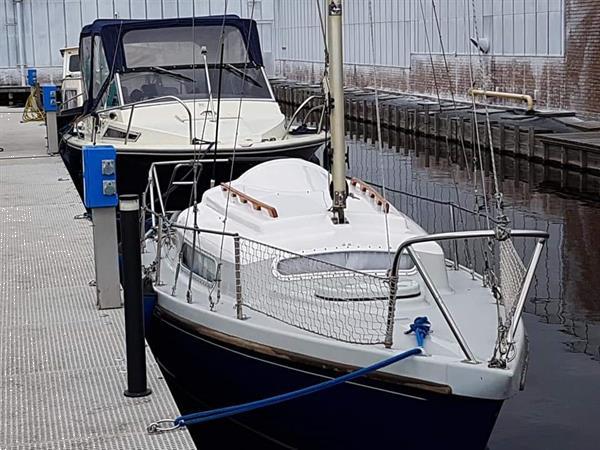 Depressie koffie Afhankelijk Kajuitzeilboot: Van Der Stadt Trotter Pandora Kopen | Kajuitzeilboten en  Zeiljachten