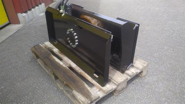 Grote foto quick hitch adapter voor mustang gehl bobcat caterpillar doe het zelf en verbouw aanbouwdelen