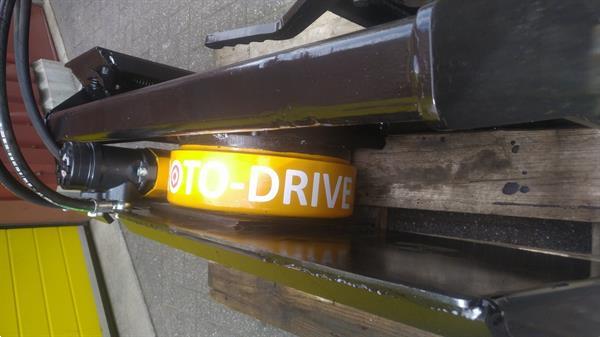 Grote foto quick hitch adapter voor mustang gehl bobcat caterpillar doe het zelf en verbouw aanbouwdelen